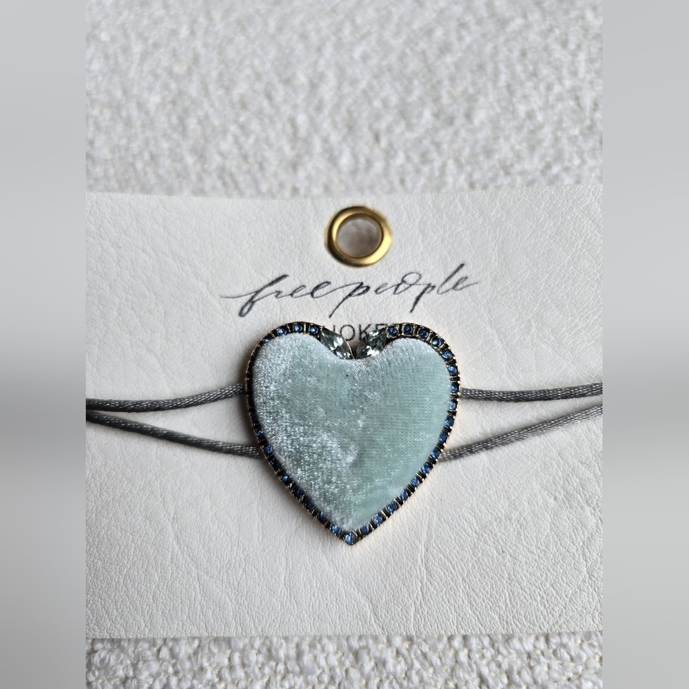 NWT, Free People, Velvet Heart Choker, Aqua -NEW! - Picture 5 of 6